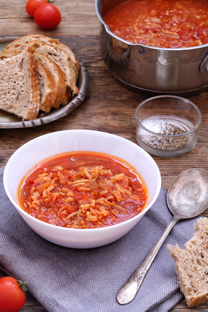 מרק עגבניות עם אורז