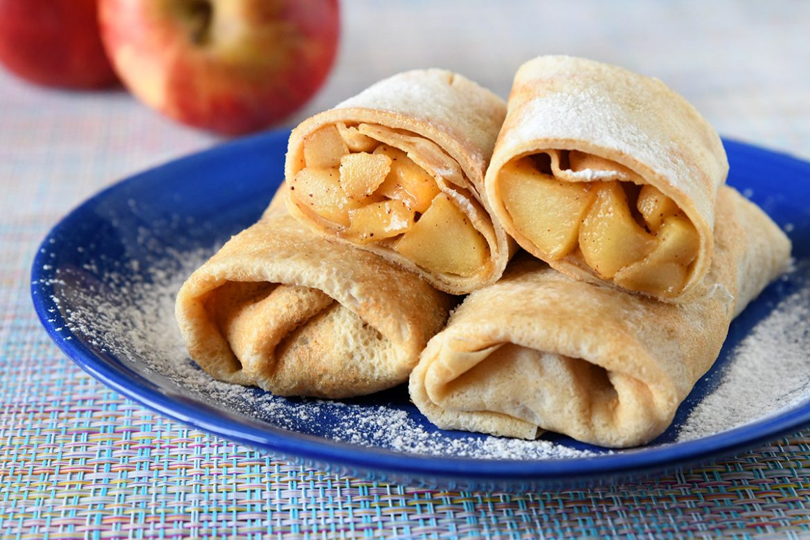 בלינצ'ס מקמח כוסמין במילוי תפוחים מקורמלים